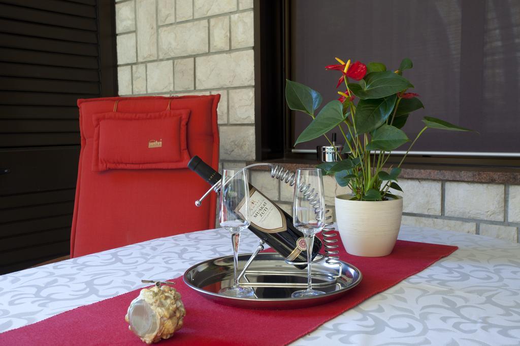 Apartments Daniela Novigrad  Phòng bức ảnh