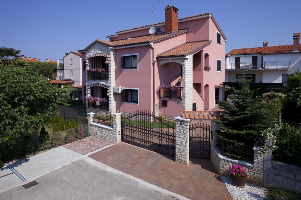 Apartments Daniela Novigrad  Ngoại thất bức ảnh